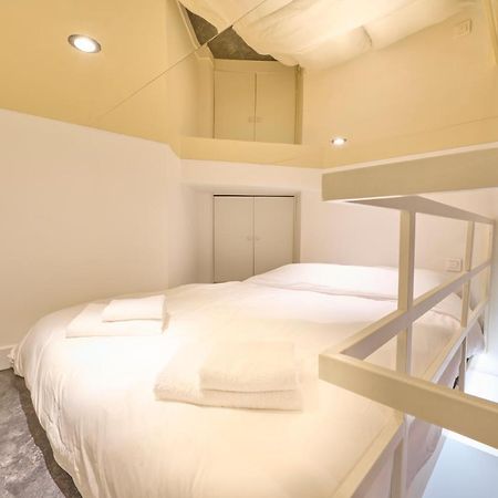 Amazing Studio 2P - Place Saint Georges/ Martyrs Paris Eksteriør bilde